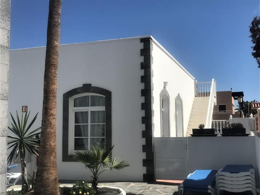 Lovely Villa - Pool Front, Private Roof Terrace, Wifi Fiber Optic Corralejo Luaran gambar