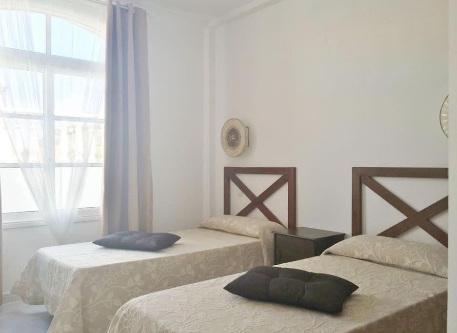 Lovely Villa - Pool Front, Private Roof Terrace, Wifi Fiber Optic Corralejo Luaran gambar